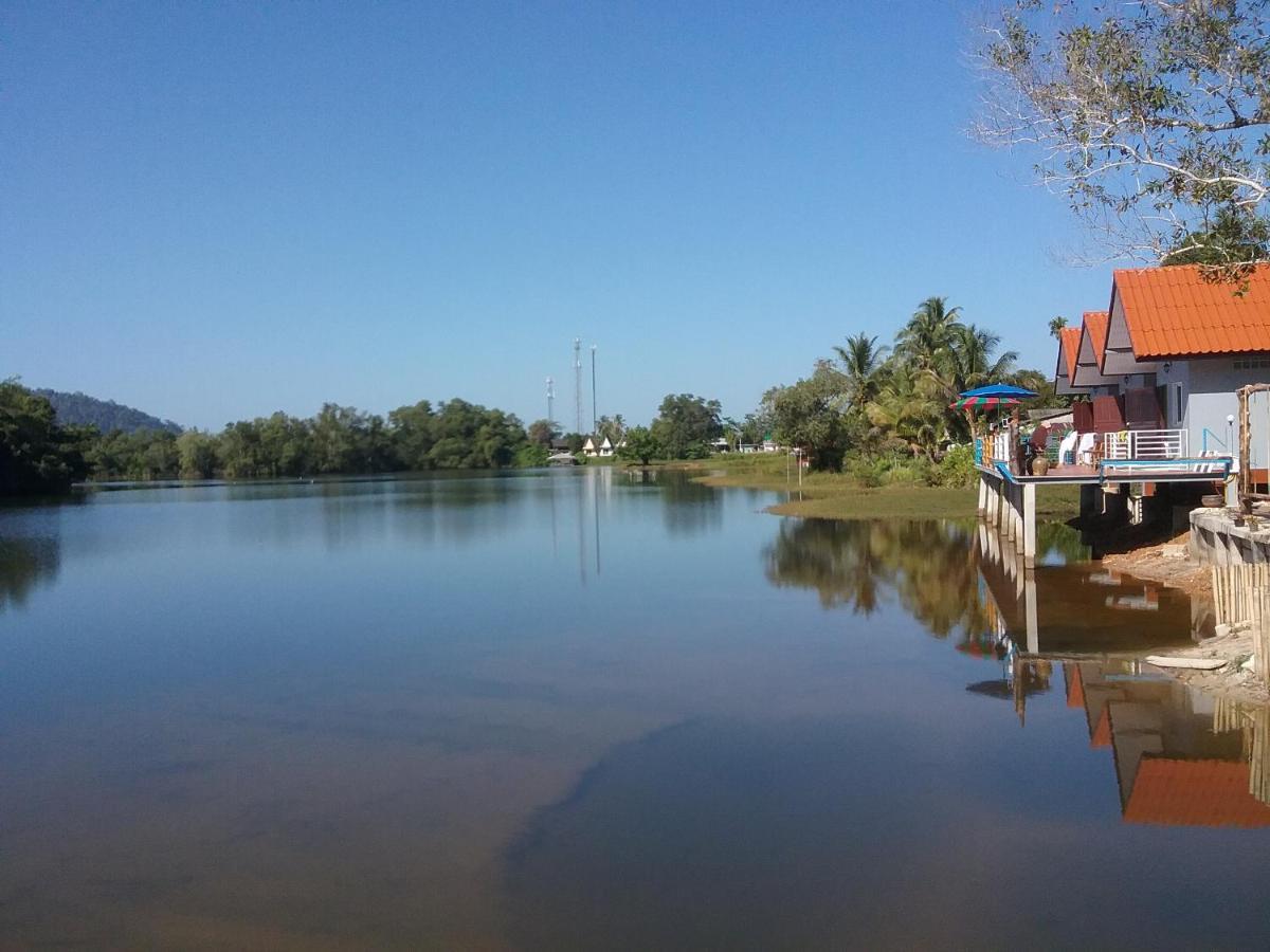 Khum Thong Resort Takuapa Exteriér fotografie