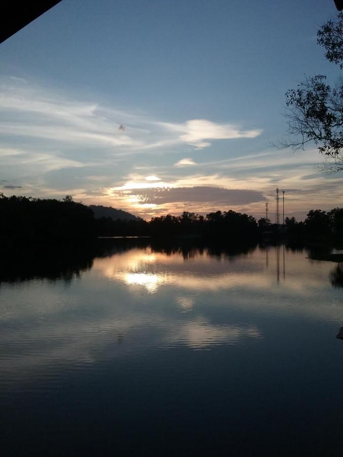 Khum Thong Resort Takuapa Exteriér fotografie