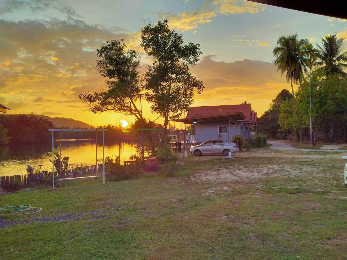Khum Thong Resort Takuapa Exteriér fotografie