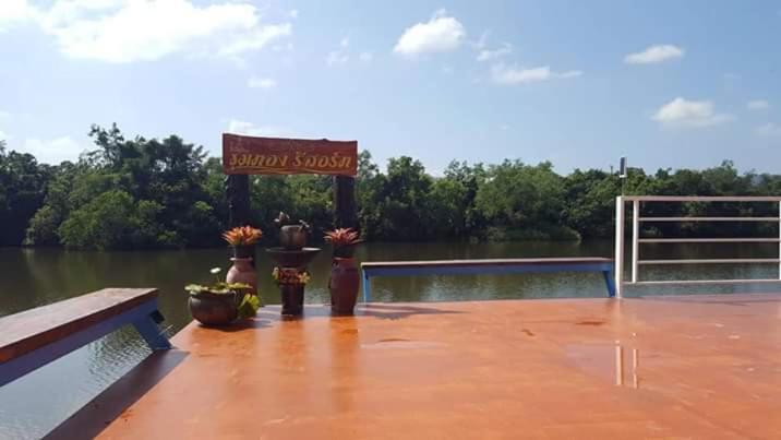 Khum Thong Resort Takuapa Exteriér fotografie